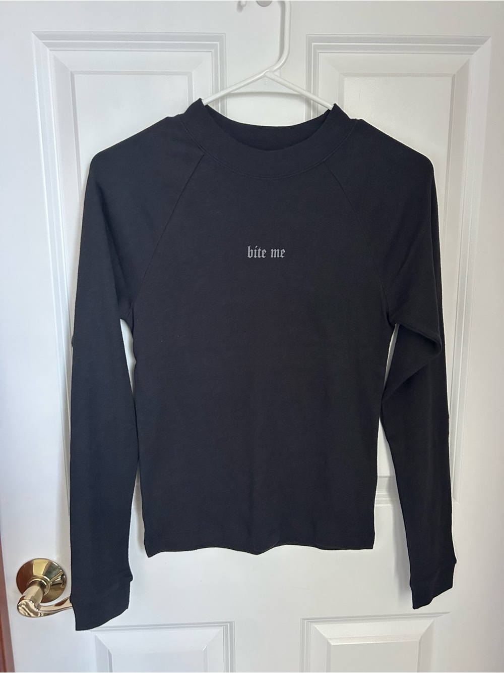 Urban Outfitters NWOT Black "bite me" Long-Sleeve Graphic Tee